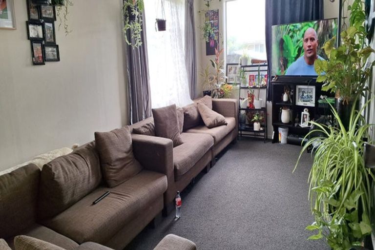 Photo of property in 2 Graham Place, Huntly, 3700