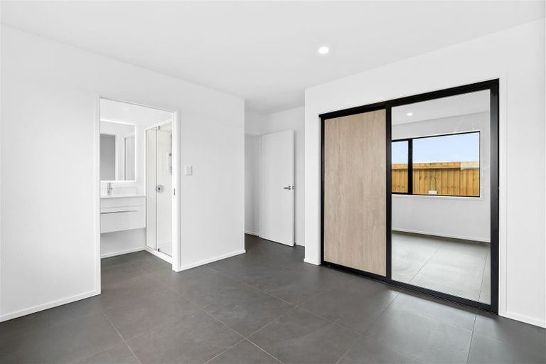 Photo of property in 32 Rubicon Place, Hei Hei, Christchurch, 8042