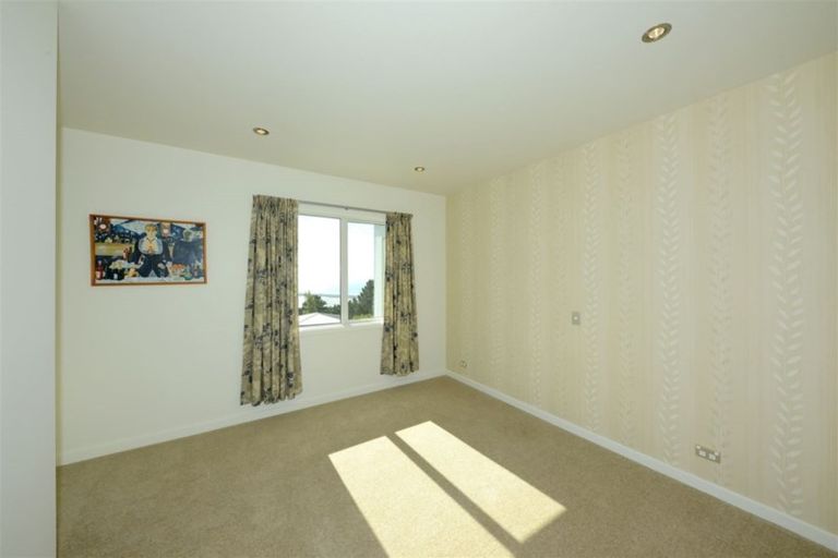 Photo of property in 4 Clearview Lane, Mount Pleasant, Christchurch, 8081