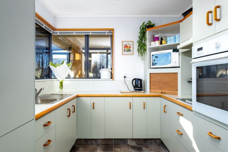 Photo of property in 3 Mckenzie Street, Fairlie, 7925