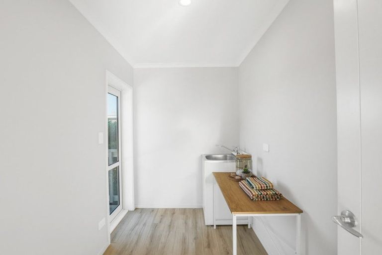 Photo of property in 387 Estuary Road, South New Brighton, Christchurch, 8062