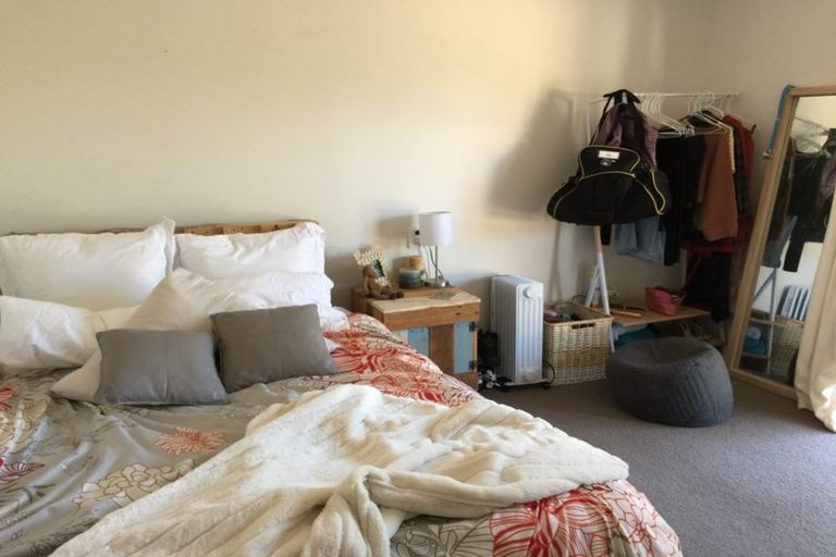 Photo of property in 87 Porritt Avenue, Chatswood, Auckland, 0626