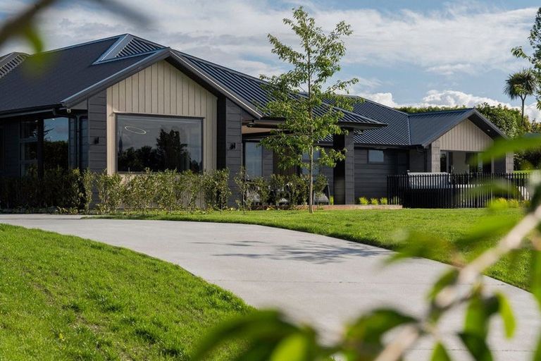 Photo of property in 1 Waimanu Lane, Bethlehem, Tauranga, 3110