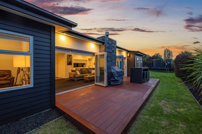 Photo of property in 115 Metehau Street, Marshland, Christchurch, 8083