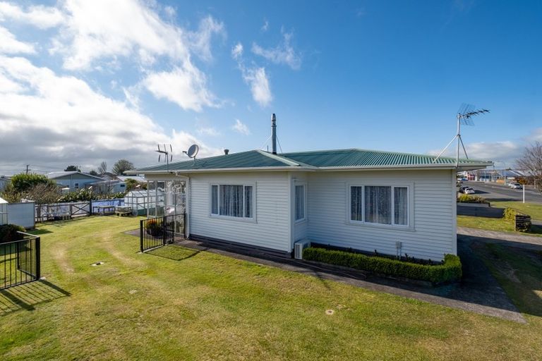 Photo of property in 86 Broadway, Stratford, 4332