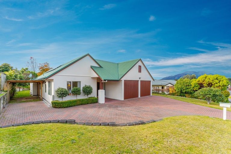 Photo of property in 11 Robinson Terrace, Rangatira Park, Taupo, 3330