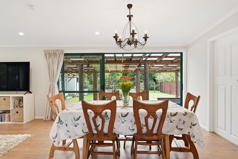 Photo of property in 11 John Road, Fairy Springs, Rotorua, 3015