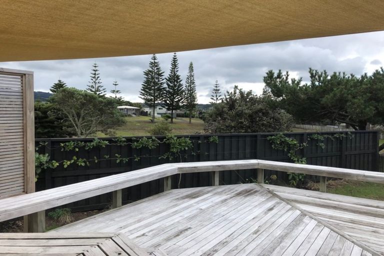 Photo of property in 17 St Anne Place, Omaha, 0986