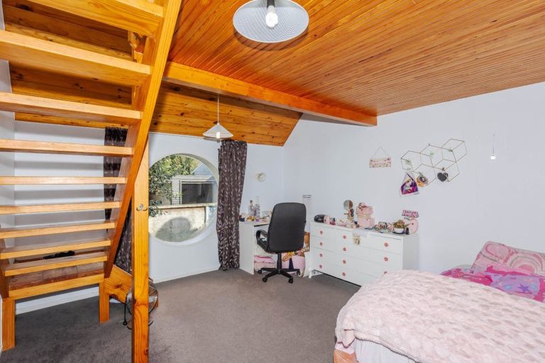 Photo of property in 25 Queen Street, Cambridge, 3434