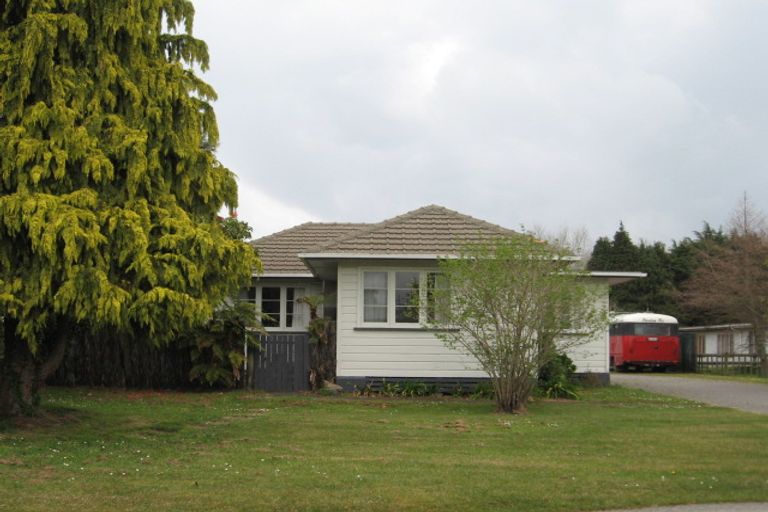 Photo of property in 14 Hannah Road, Hannahs Bay, Rotorua, 3010