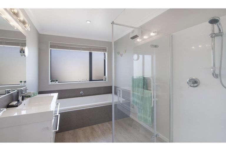 Photo of property in 10 Sovereign Boulevard, Kaiapoi, 7630