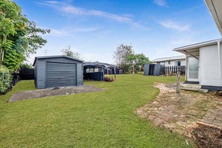 Photo of property in 63 Smiths Avenue, Papakura, 2110