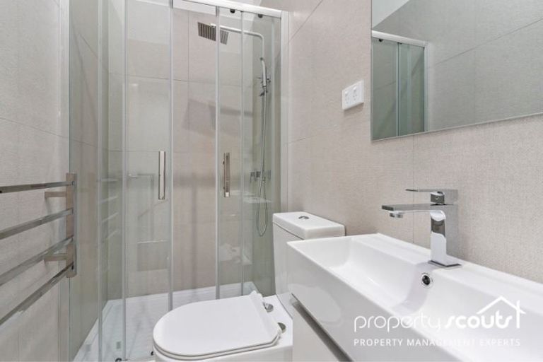 Photo of property in 14 Rangimarie Close, Opaheke, Papakura, 2113