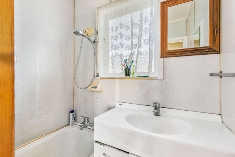 Photo of property in 12 Turner Drive, Western Heights, Rotorua, 3015