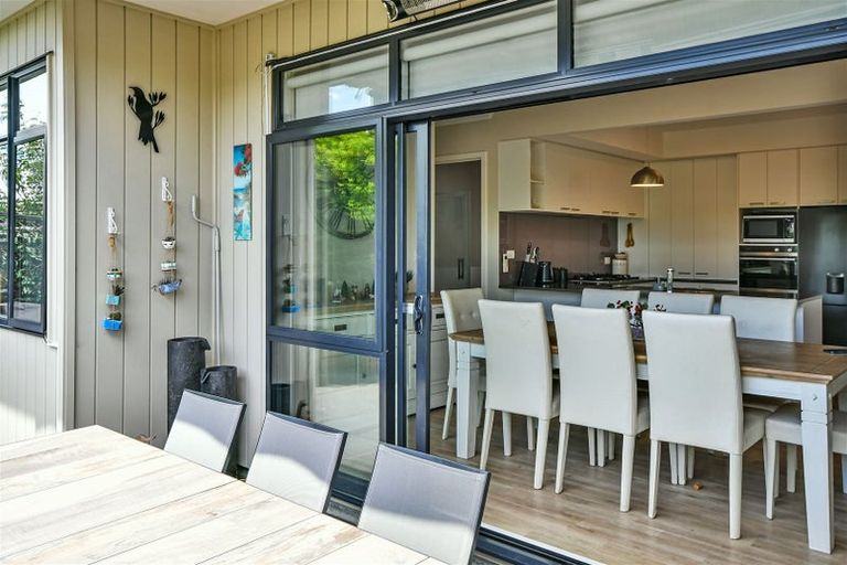 Photo of property in 9 Vigour Lane, Papakura, 2110