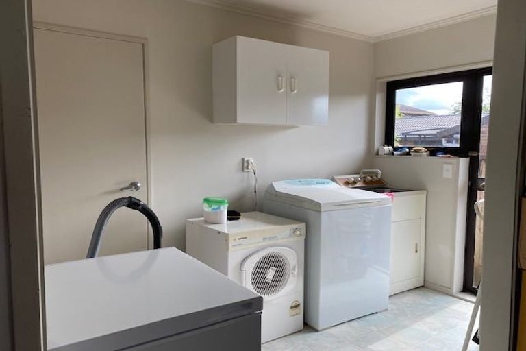 Photo of property in 4 Britannia Place, Half Moon Bay, Auckland, 2012