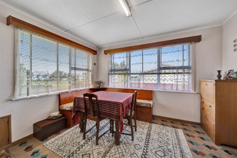 Photo of property in 44 Kapuni Street, Manaia, 4612