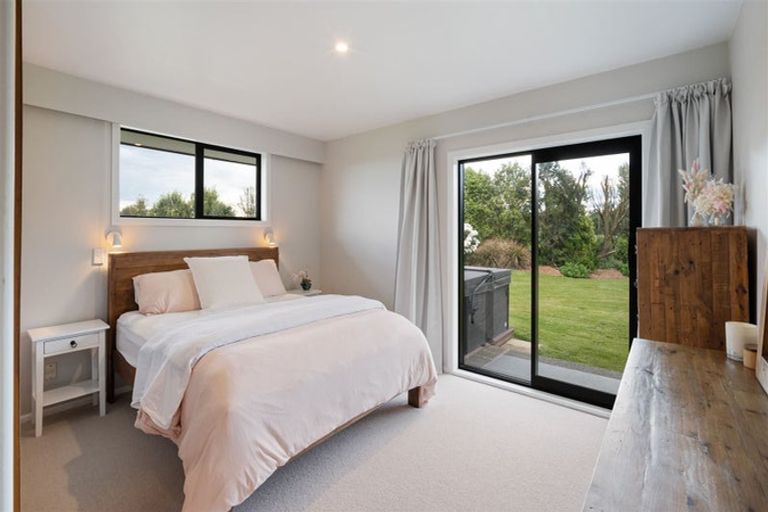 Photo of property in 211 Waikuku Beach Road, Waikuku, Rangiora, 7473