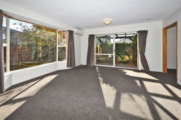 Photo of property in 2/41 Brodie Street, Ilam, Christchurch, 8041