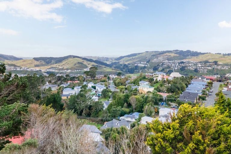 Photo of property in 45 Lomita Road, Johnsonville, Wellington, 6037