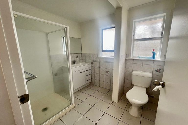Photo of property in 463 Massey Road, Mangere East, Auckland, 2024