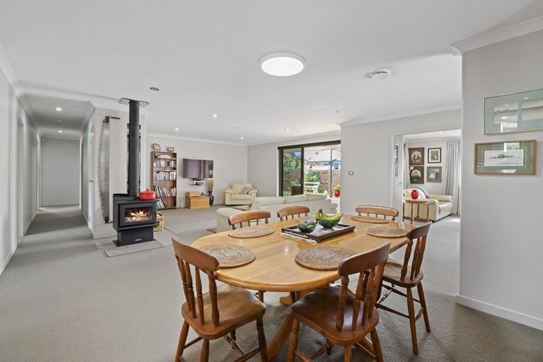 Photo of property in 111b Carlyle Street, Leamington, Cambridge, 3432