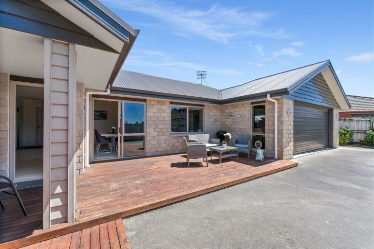 Photo of property in 121 Solomon Street, Brookfield, Tauranga, 3110