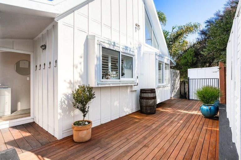 Photo of property in 118a Otahu Road, Whangamata, 3620