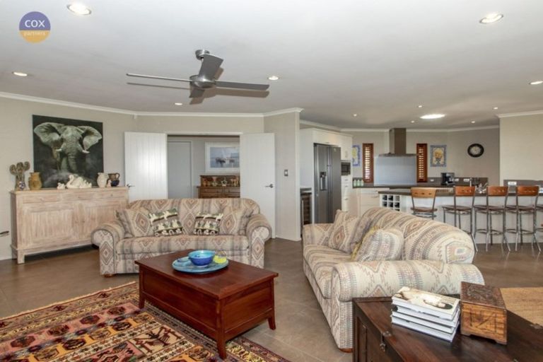 Photo of property in 123 Eskridge Drive, Eskdale, Napier, 4182