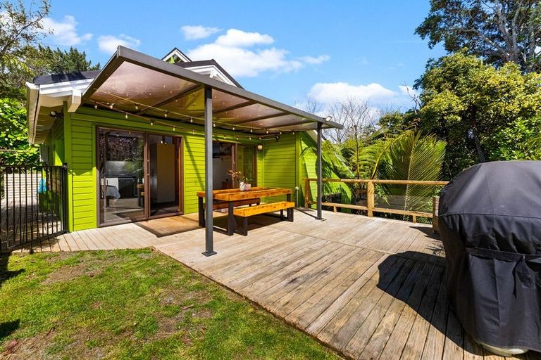 Photo of property in 18b Mayfair Place, Westown, New Plymouth, 4310