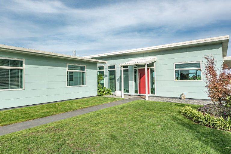 Photo of property in 34a Shakespeare Road, Bastia Hill, Whanganui, 4500