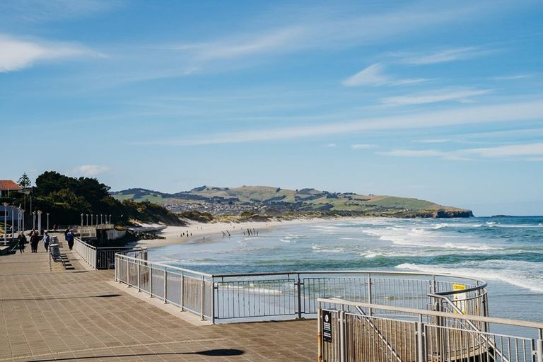 Photo of property in 33 Beach Street, Saint Clair, Dunedin, 9012