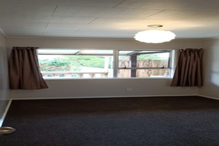 Photo of property in 54 Alabaster Drive, Papatoetoe, Auckland, 2025