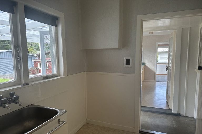 Photo of property in 8 Third Avenue, Avenues, Whangarei, 0110