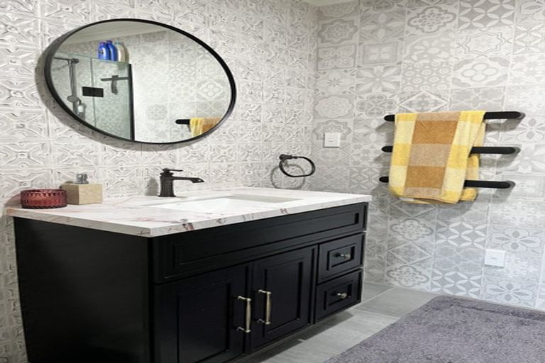 Photo of property in 9 Bickleigh Grove, New Lynn, Auckland, 0600