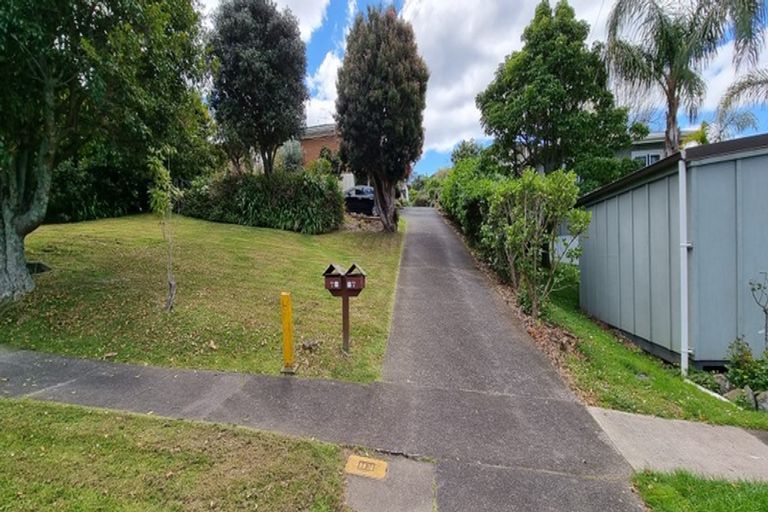 Photo of property in 1/64 Hebron Road, Waiake, Auckland, 0630