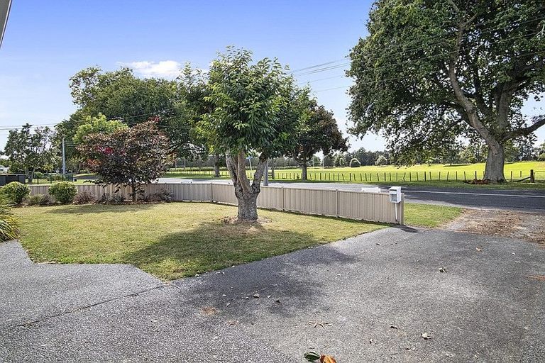 Photo of property in 17 Carlyle Street, Leamington, Cambridge, 3432