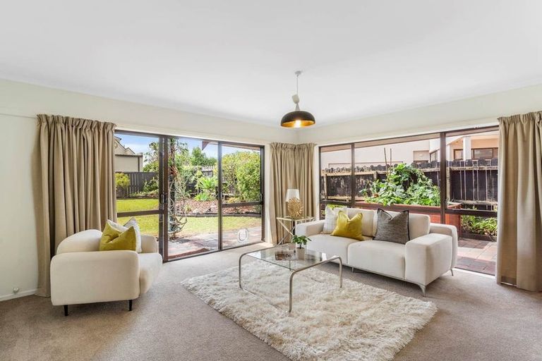 Photo of property in 1/19 Waller Avenue, Bucklands Beach, Auckland, 2012