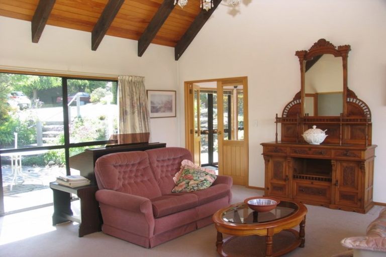 Photo of property in 6 Thorn Crescent, Fernhill, Queenstown, 9300