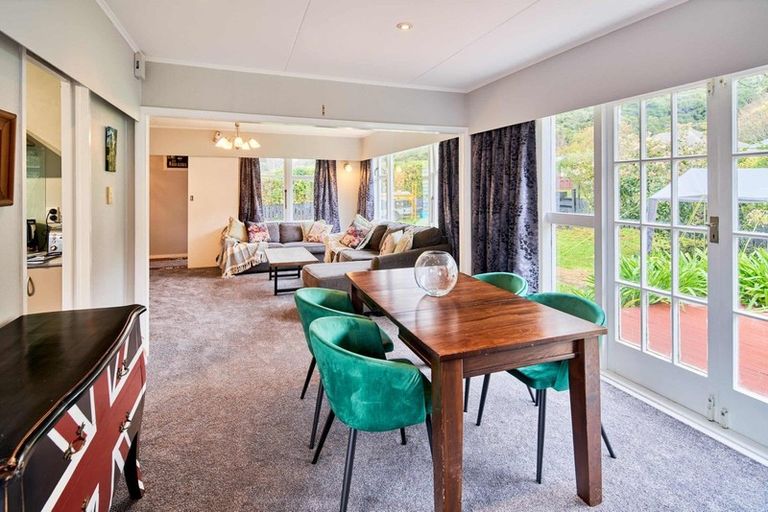 Photo of property in 168 Wellington Road, Wainuiomata, Lower Hutt, 5014