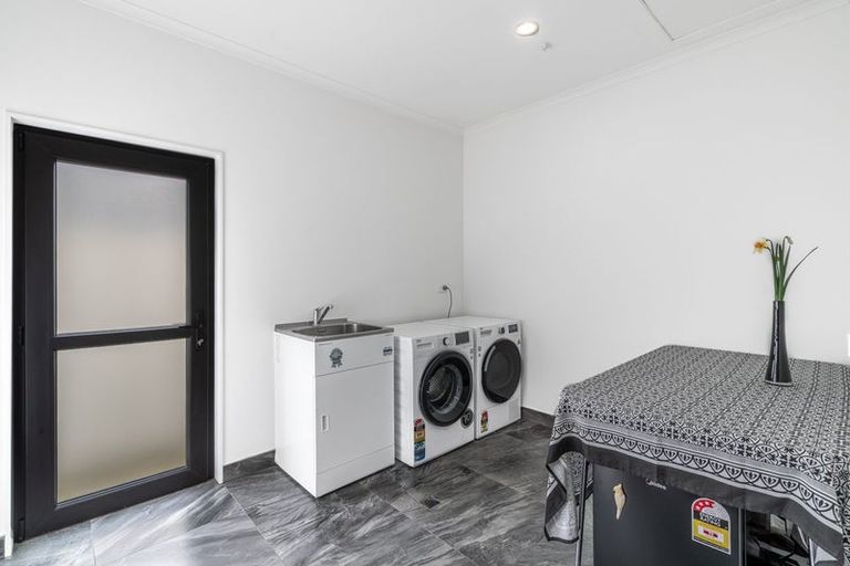 Photo of property in 71 Hokonui Drive, Gore, 9710