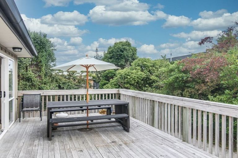 Photo of property in 9a Francis Road, Paraparaumu Beach, Paraparaumu, 5032