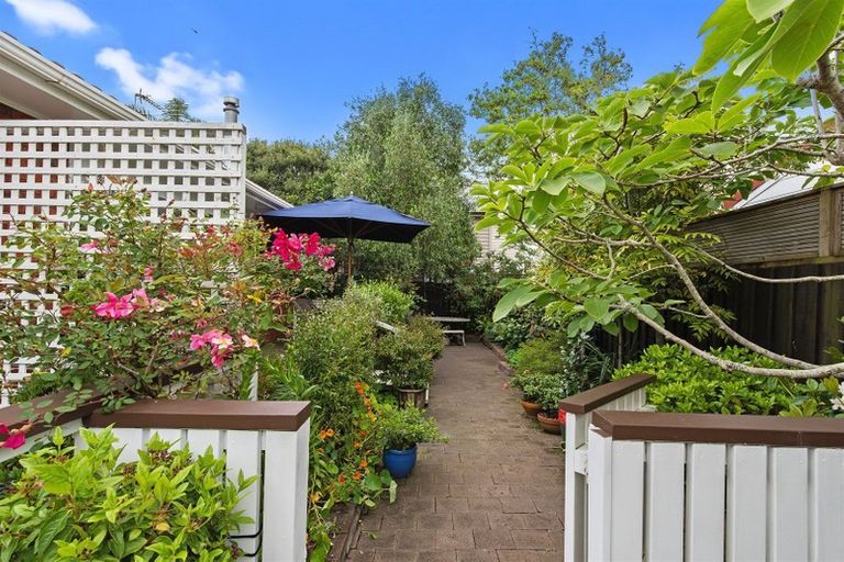 Photo of property in 3/47 Bayswater Avenue, Bayswater, Auckland, 0622