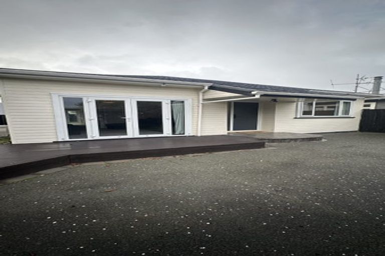 Photo of property in 10 Byron Street, Petone, Lower Hutt, 5012