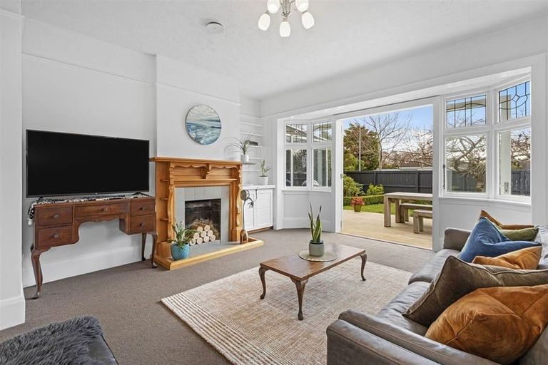 Photo of property in 30 Blighs Road, Strowan, Christchurch, 8052