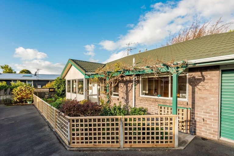 Photo of property in 1/32 Hurley Road, Paraparaumu Beach, Paraparaumu, 5032