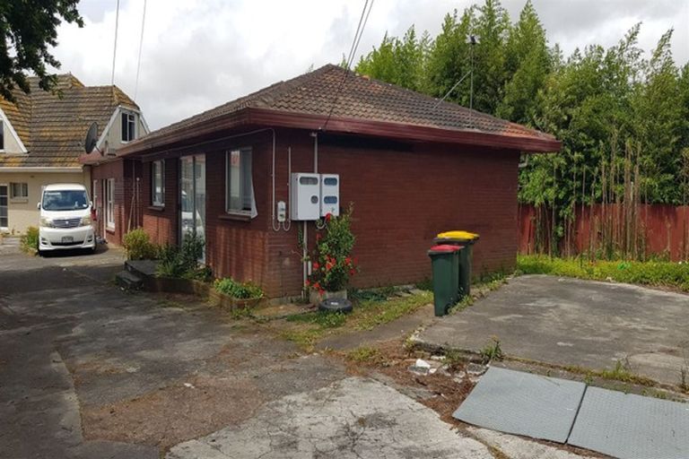 Photo of property in 136 Kimpton Road, Papatoetoe, Auckland, 2025