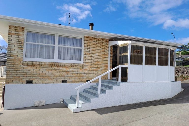 Photo of property in 123 Sutherland Road, Brookfield, Tauranga, 3110