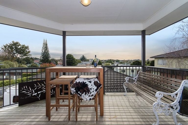 Photo of property in 17a Helvetia Road, Pukekohe, 2120