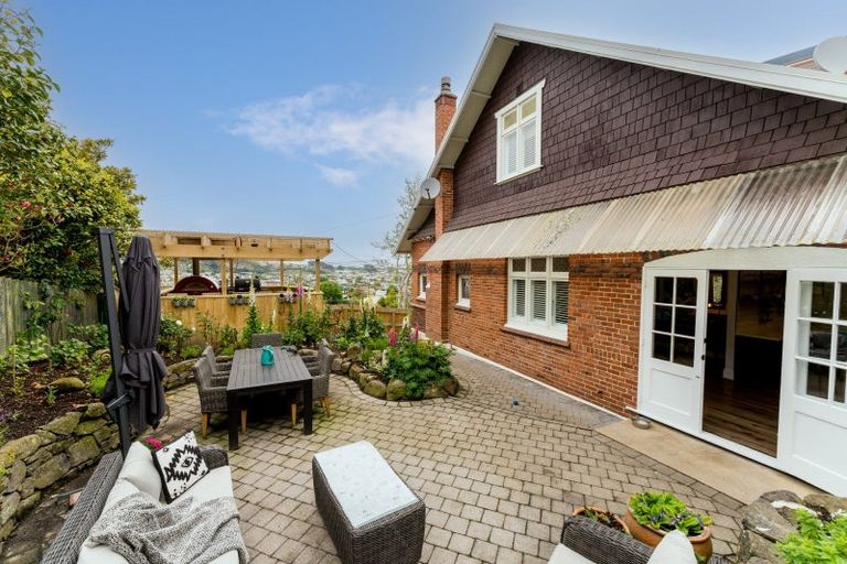 Photo of property in 21 Moana Crescent, Musselburgh, Dunedin, 9013